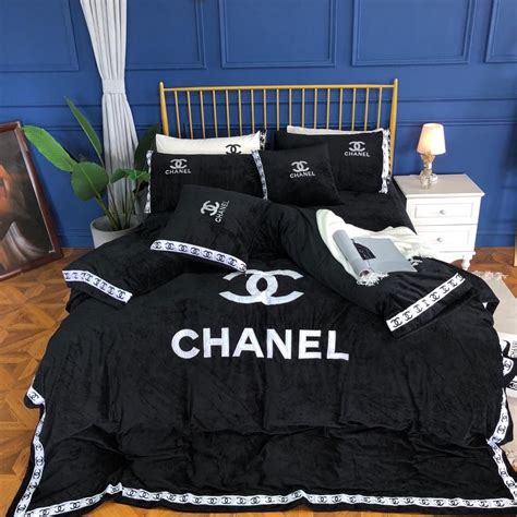 housse de couette chanel noir et blanc|chanel boutique petite.